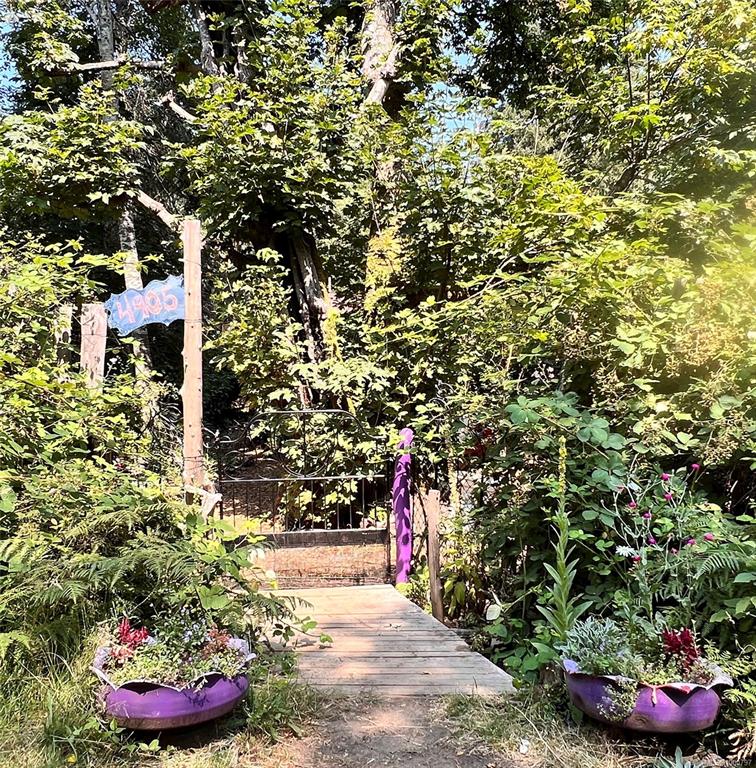4905 Jerow Rd, 1000797, BC,