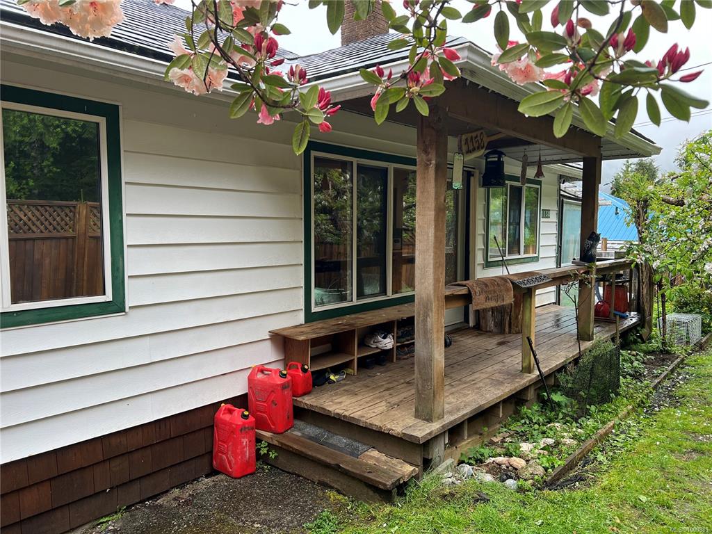 1158 Discovery Cres, 1000885, BC,