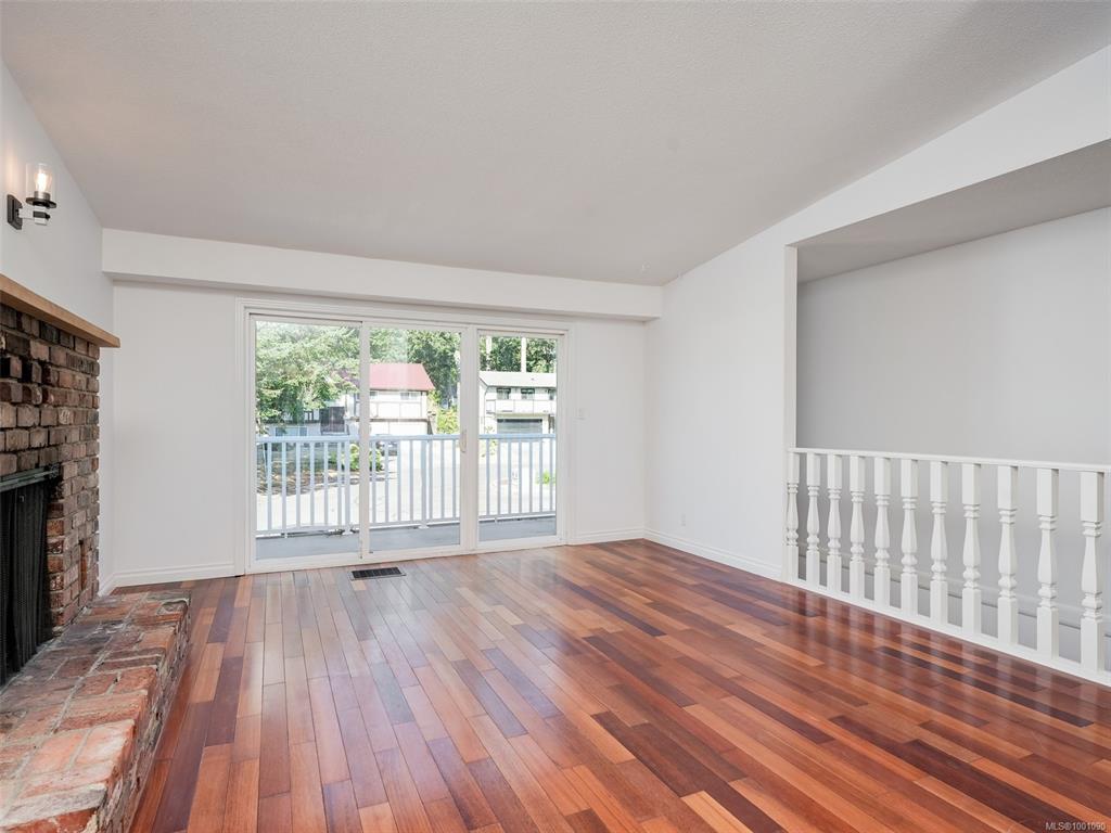 Third View of 4429 Fieldmont Crt, Saanich, BC, V8N 4Z1