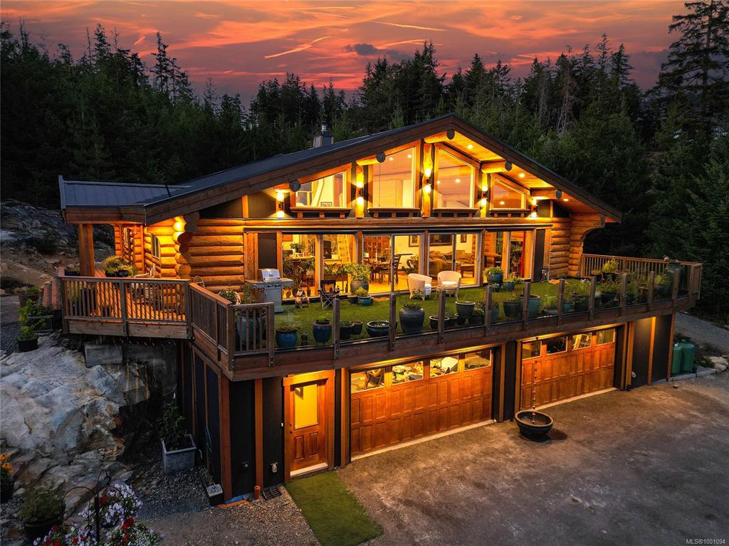 4250 Goldstream Heights Dr, 1001094, BC,