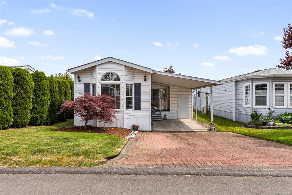 7583 Central Saanich Rd, 1001682, BC,