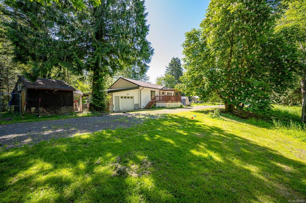 7608 Island Hwy N, 1001699, BC,