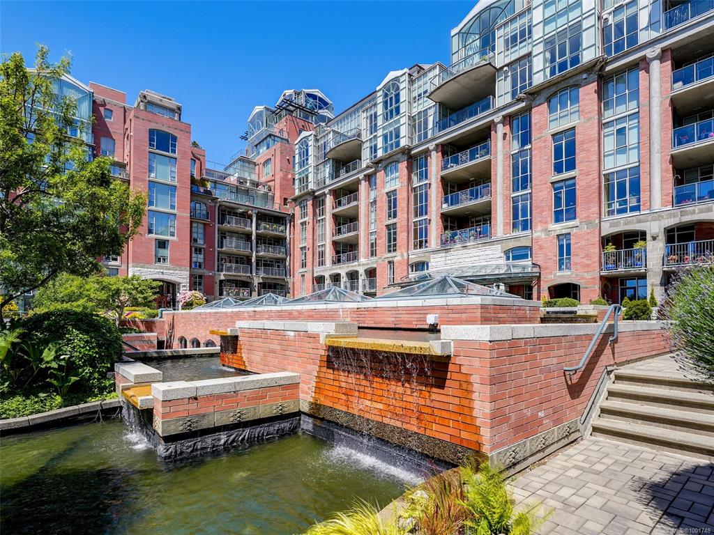 21 Dallas Rd, 1001748, BC,
