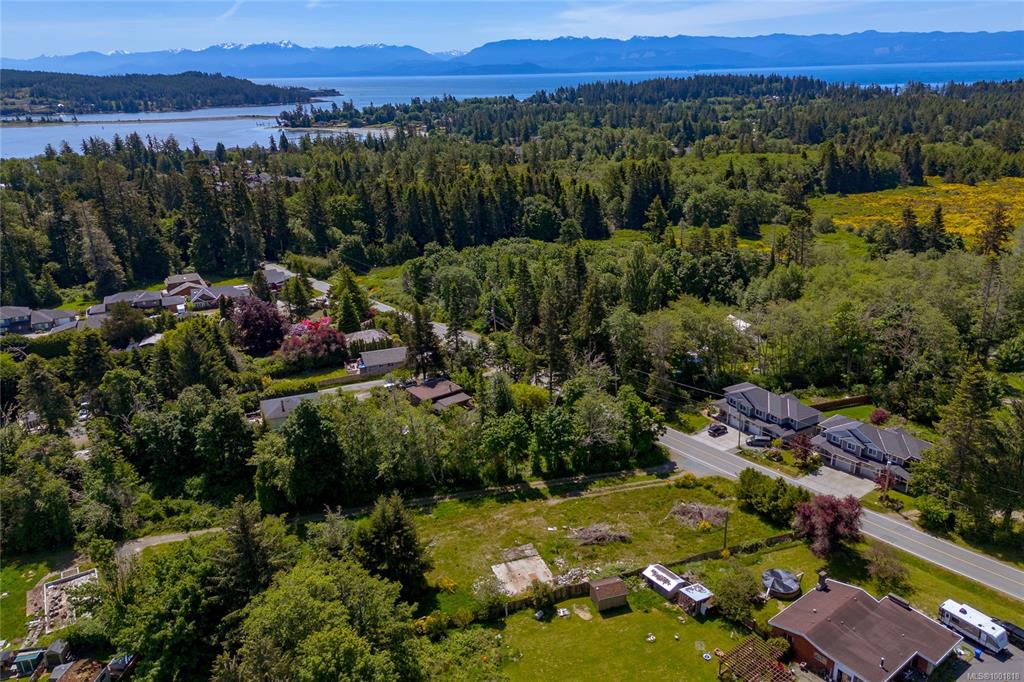 Fifth View of 2033 Maple Ave, Sooke, BC, V9Z 0N8