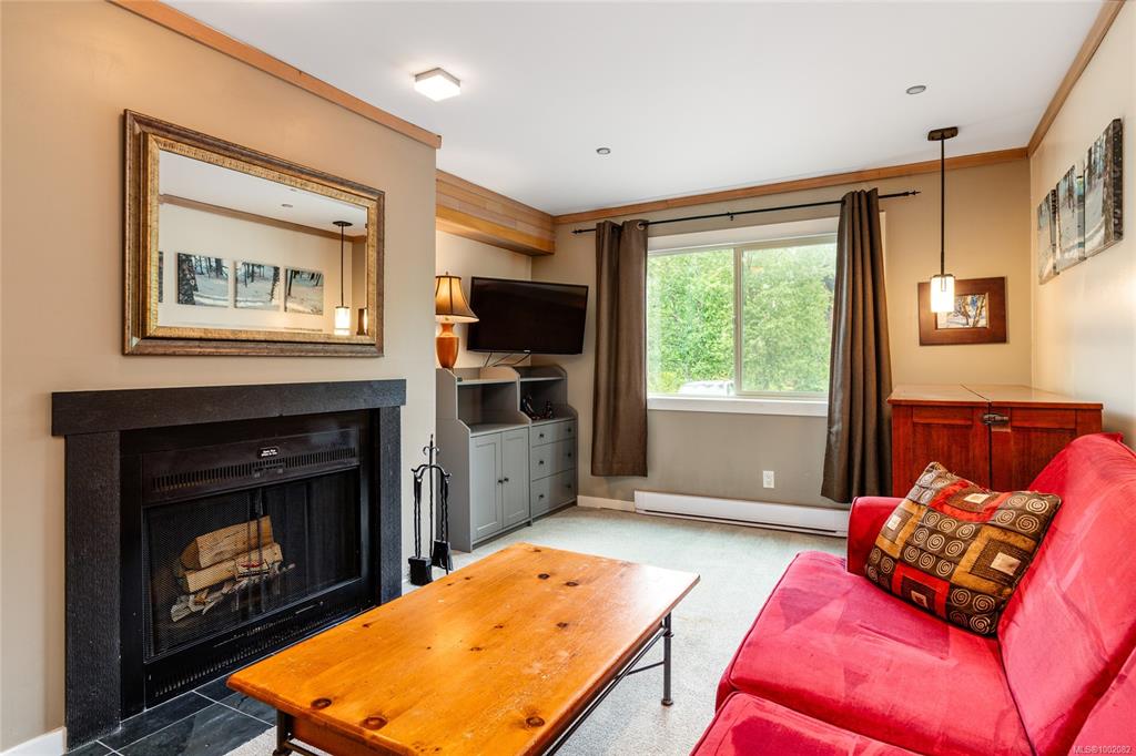 2021 Karen Cres, 1002082, BC,