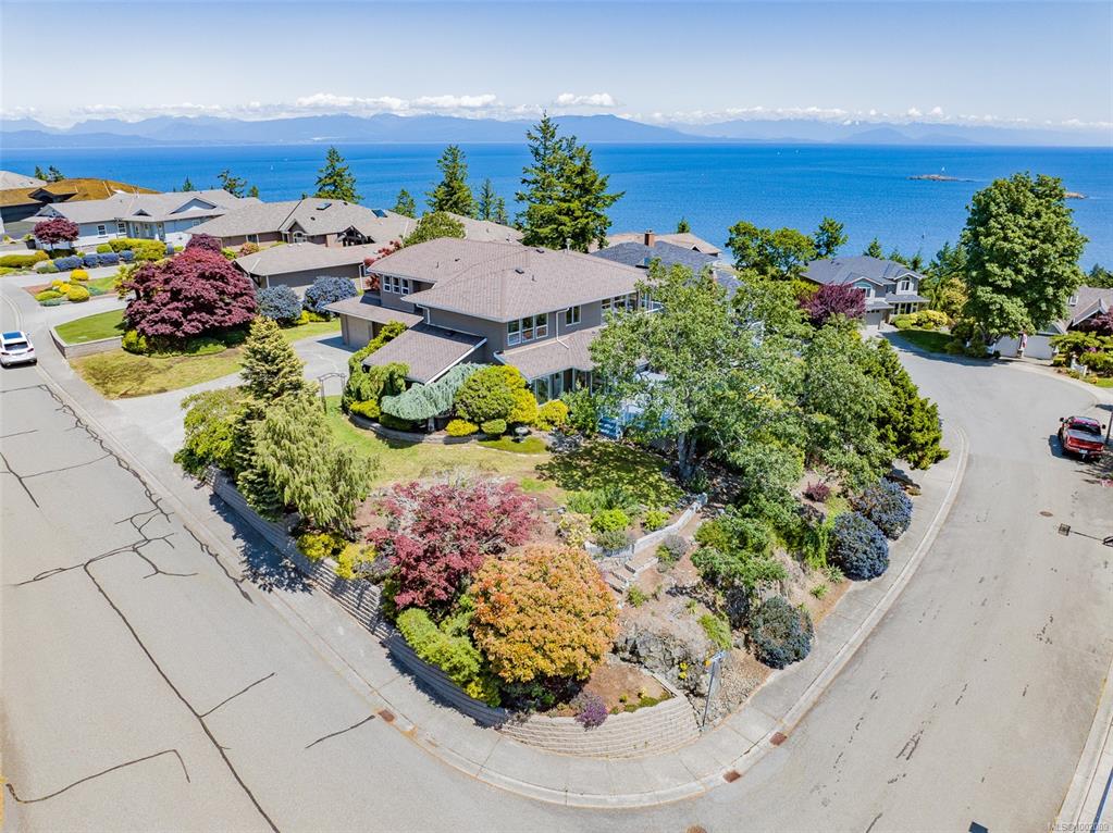 3689 Glen Oaks Dr, 1002089, BC,