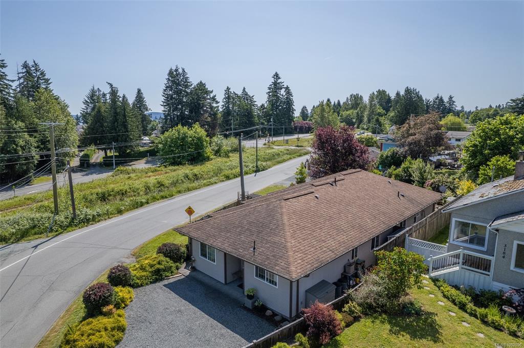 3166 3168 Douglas St, 1002096, BC,