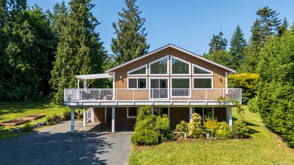 692 Bay Rd, 1002429, BC,