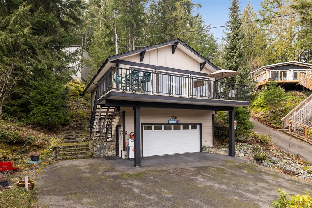 1761 West Shawnigan Lake Rd, 1002743, BC,