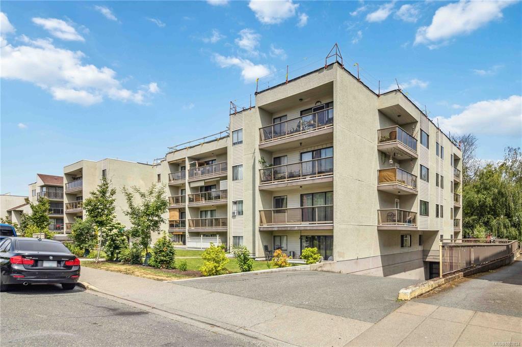 Third View of 2747 Quadra St, Victoria, BC, V8T 4E5
