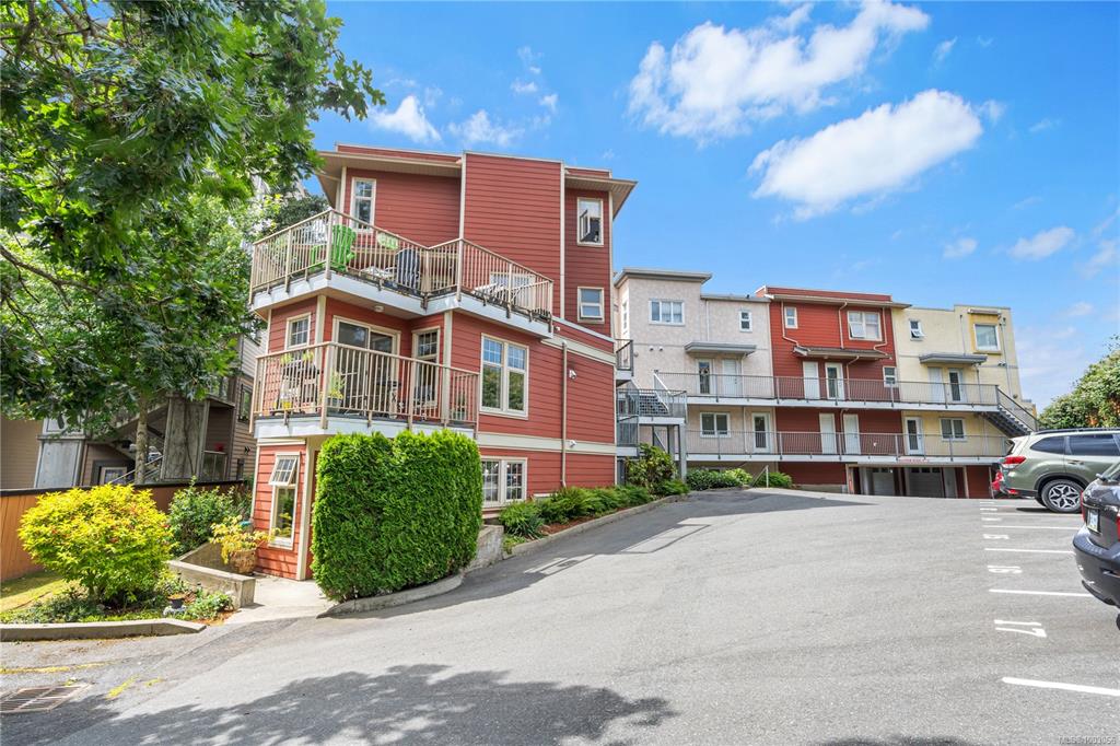 Fourth View of 908 Brock Ave, Tanhill Stax, Langford, BC, V9B 2X5