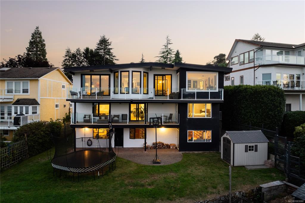 3507 Aloha Ave, 1003080, BC,