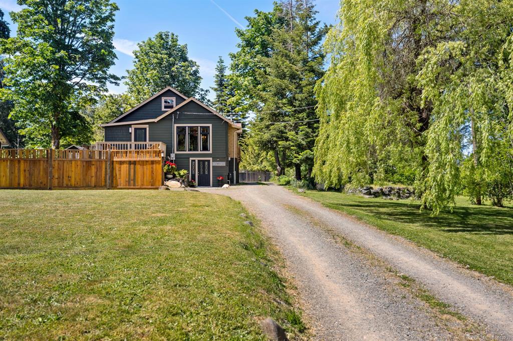 3838 3836 Royston Rd, 1003235, BC,