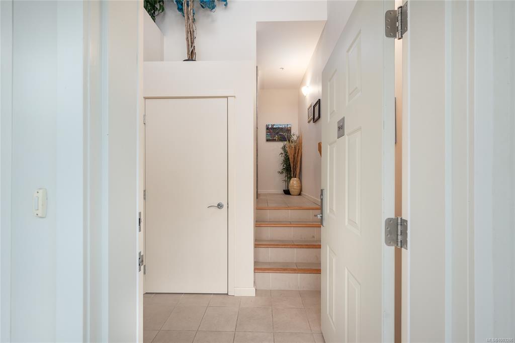 Fifth View of 38 Front St, Pacifica, Nanaimo, BC, V9R 0B9
