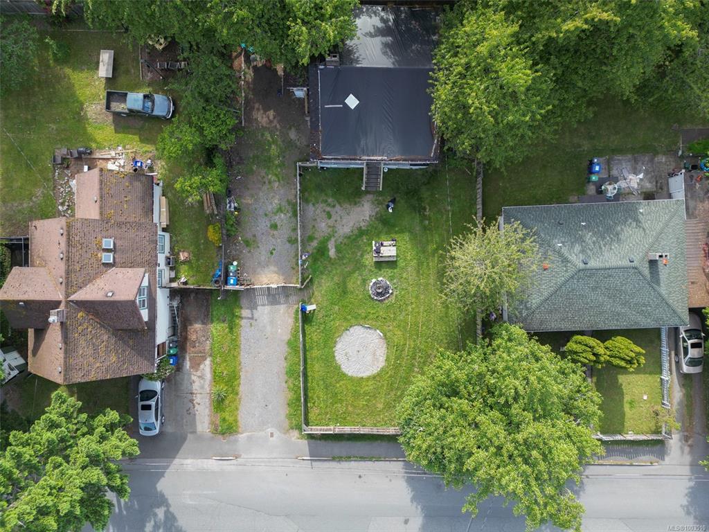 303 Holly Ave, 1003510, BC,