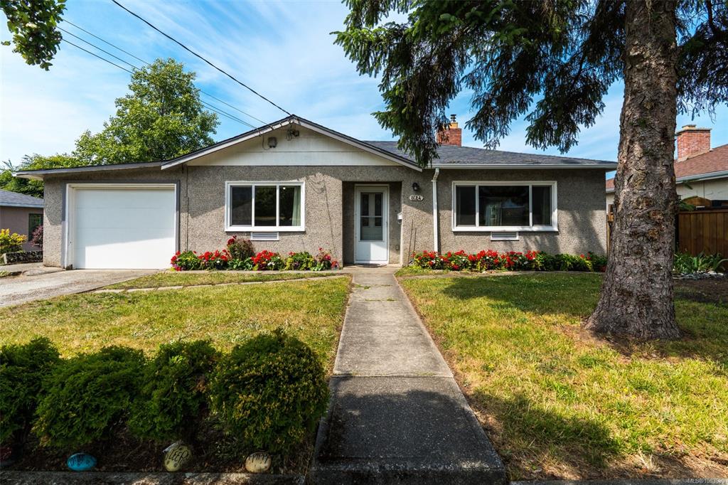 Second View of 1124 Colville Rd, Esquimalt, BC, V9A 4P7