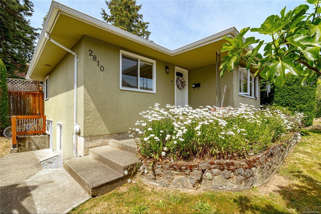 2810 Admirals Rd, 1003954, BC,