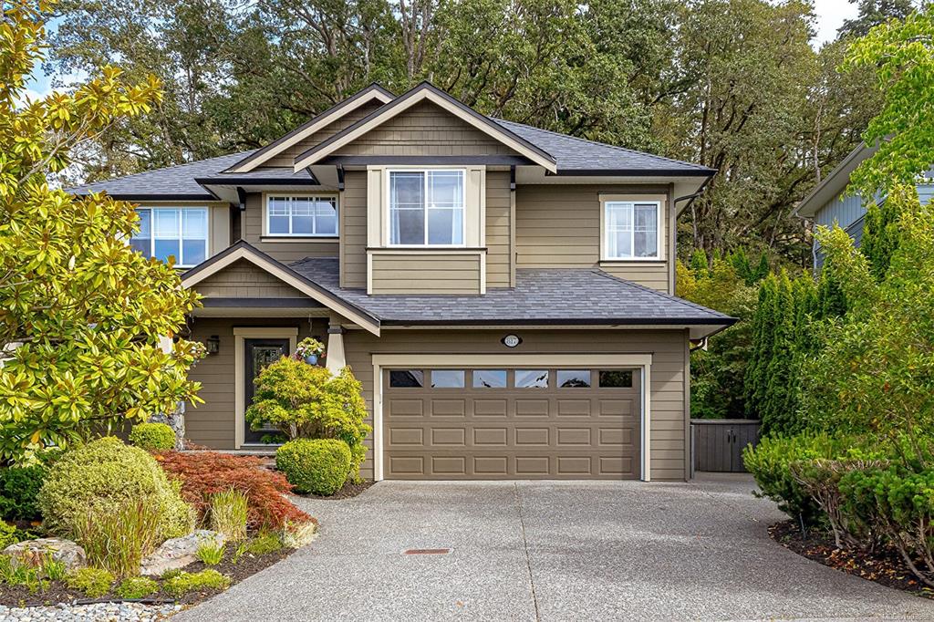 817 Rogers Way, 1003988, BC,