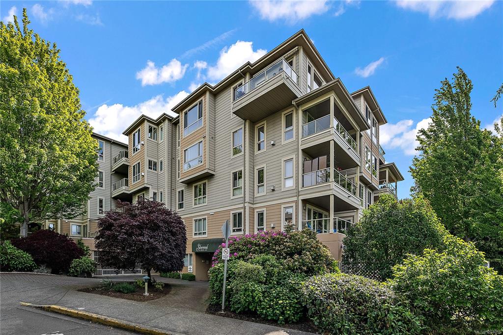 Second View of 121 Aldersmith Pl, Silverwood, View Royal, BC, V9A 7M7