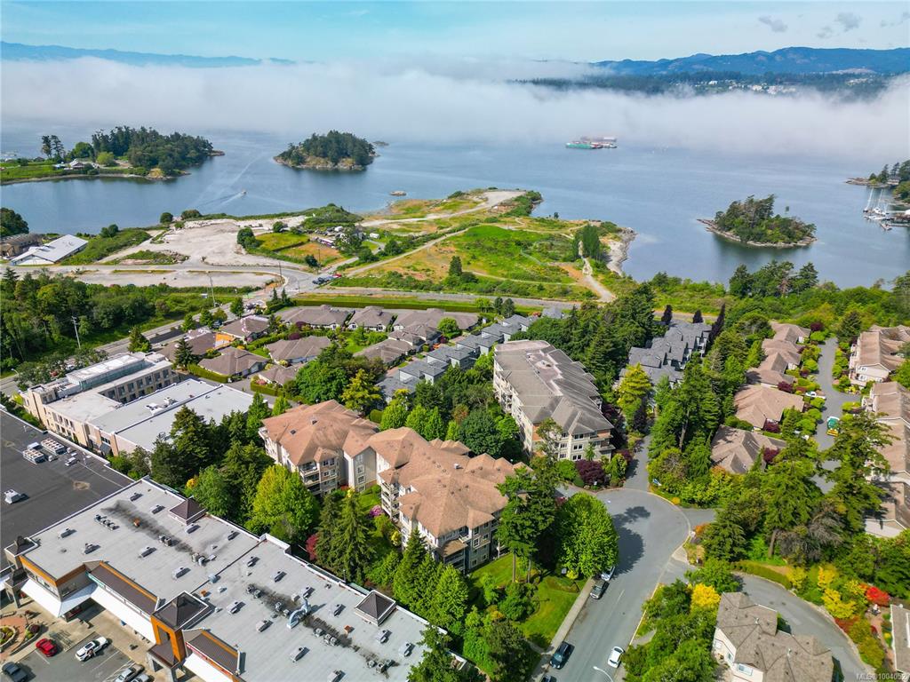Fourth View of 121 Aldersmith Pl, Silverwood, View Royal, BC, V9A 7M7