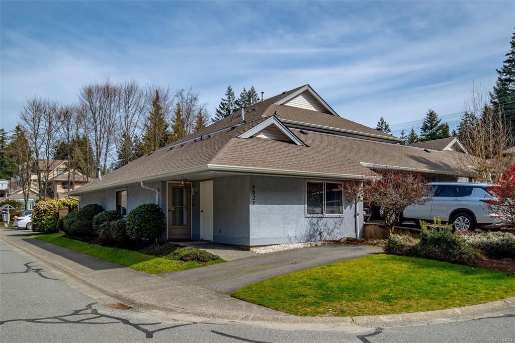 6027 Jakes Pl, 1004081, BC,