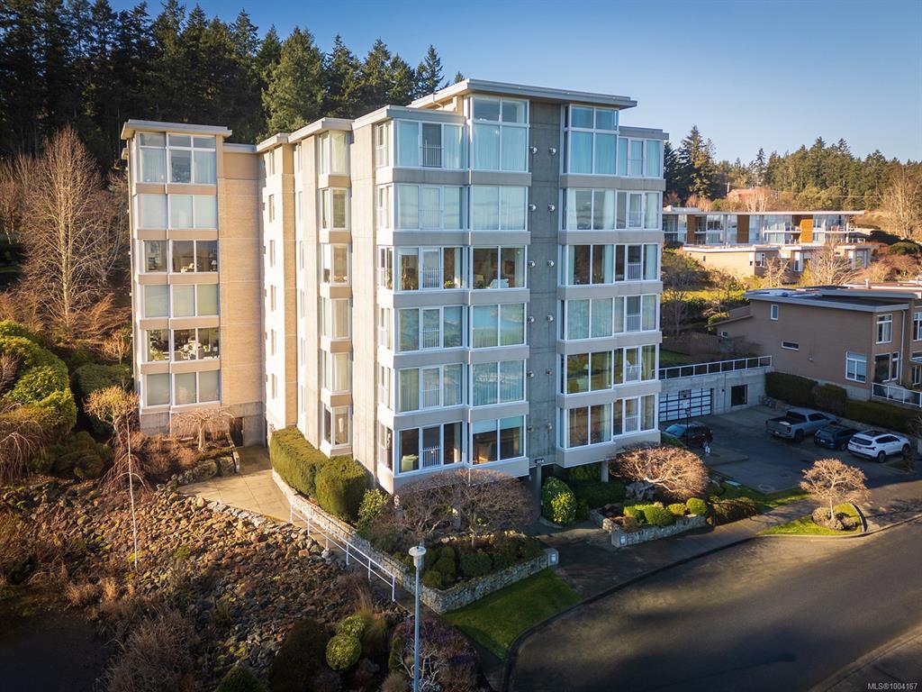 5350 Sayward Hill Cres, 1004167, BC,