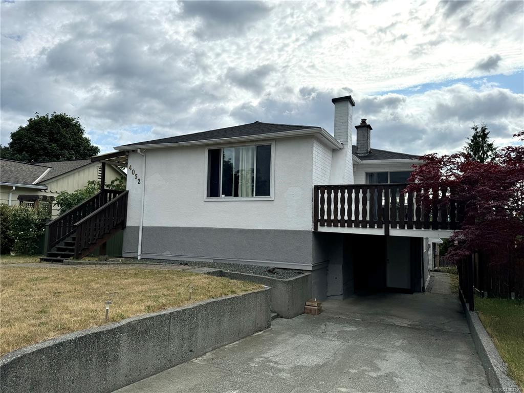 4052 9th Ave, 1004222, BC,