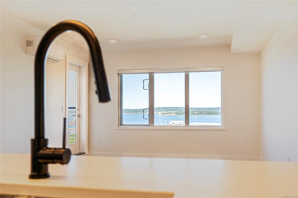 Fifth View of 45 Haliburton St, Nanaimo, BC, V9R 4V6