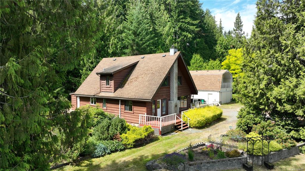1146 Rolmar Cres, 1004352, BC,