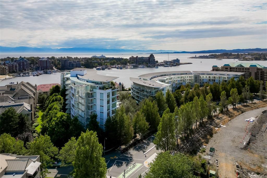 Second View of 68 Songhees Rd, Shutters, Victoria, BC, V9A 0A3