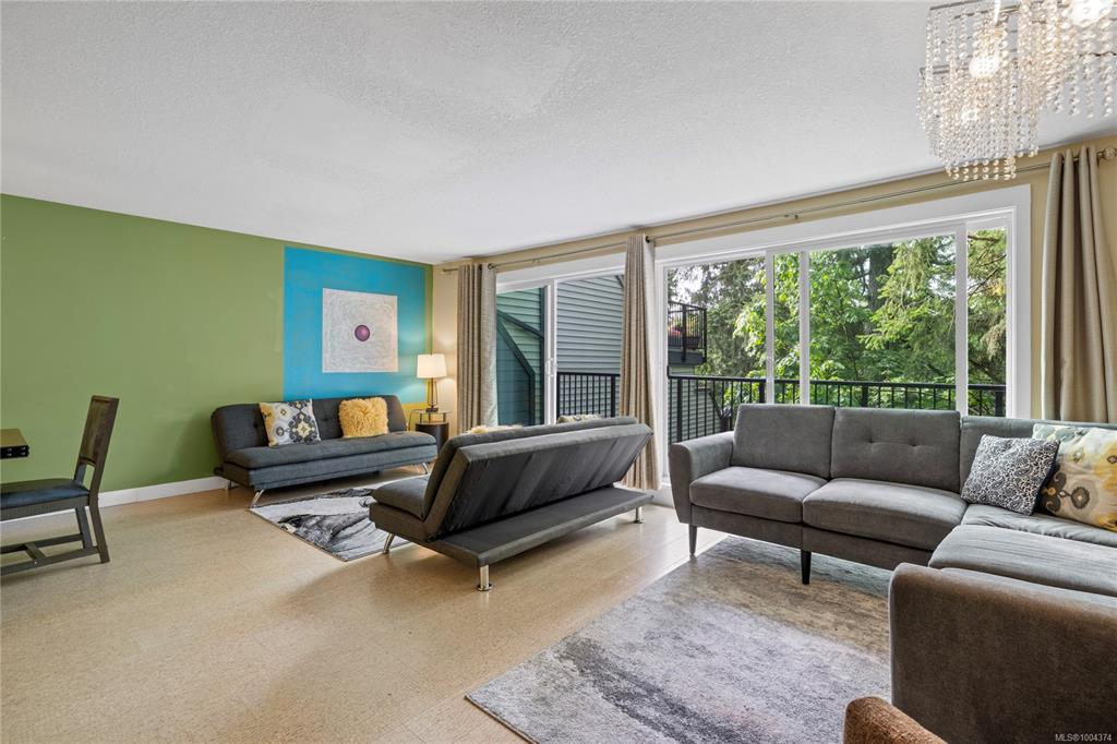 111 Wall St, 1004374, BC,
