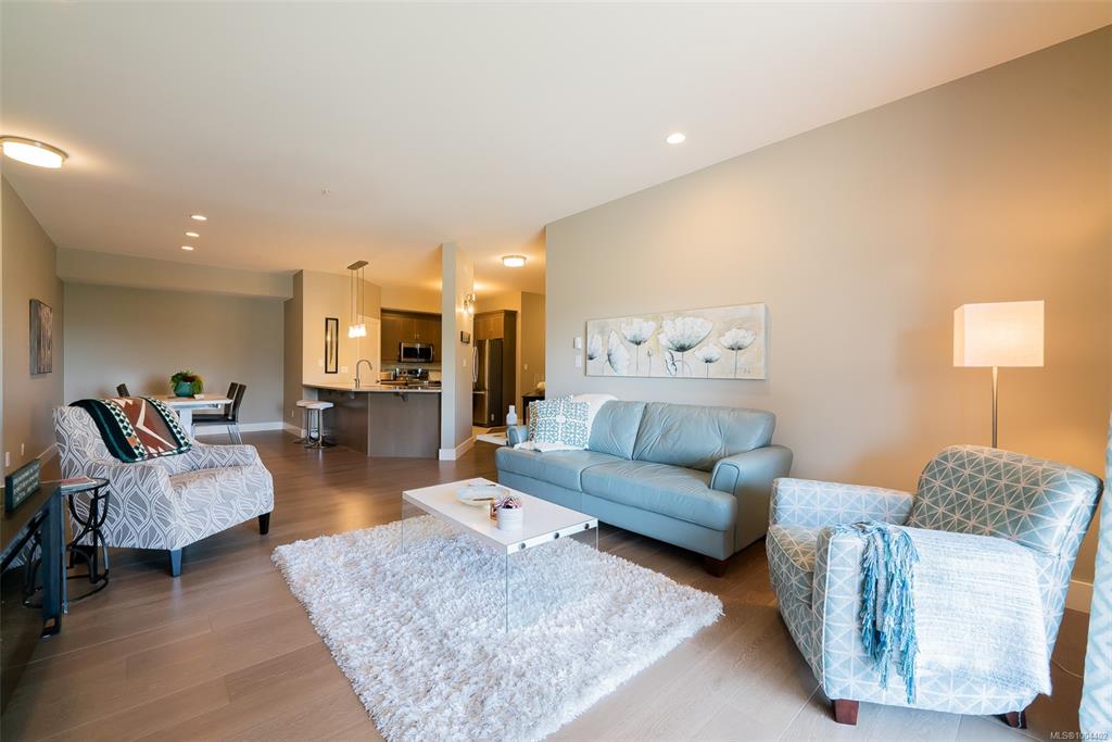 Fourth View of 104 Esplanade St, ROBINS GROVE, Nanaimo, BC, V9R 0G6