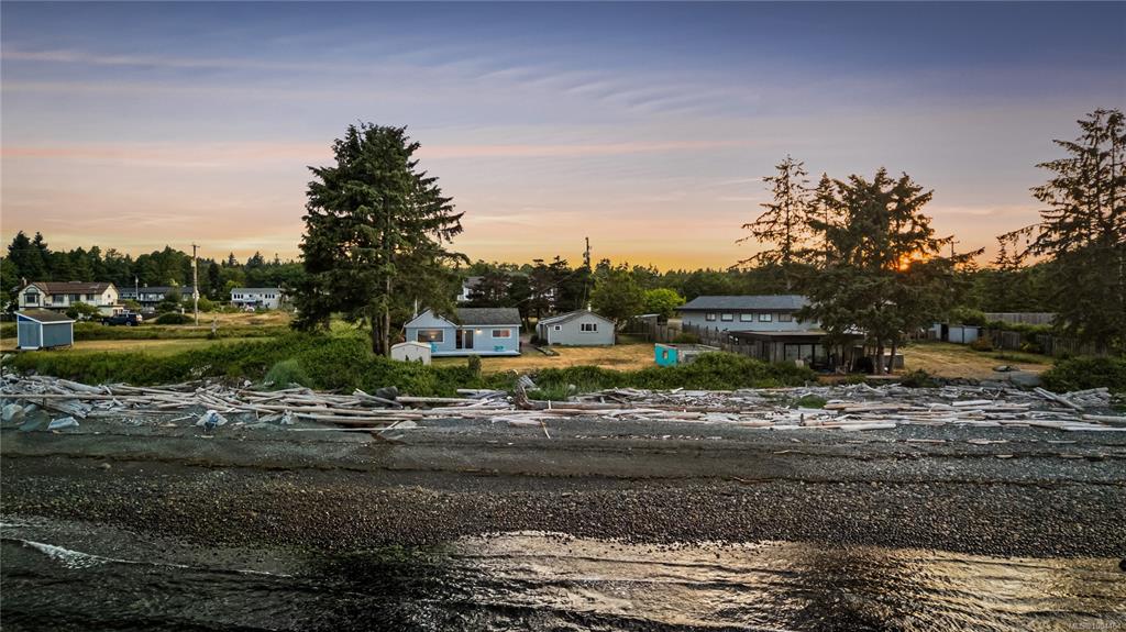 3813 Island Hwy S, 1004464, BC,
