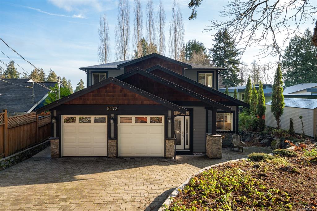 5173 Lochside Dr, 1004506, BC,
