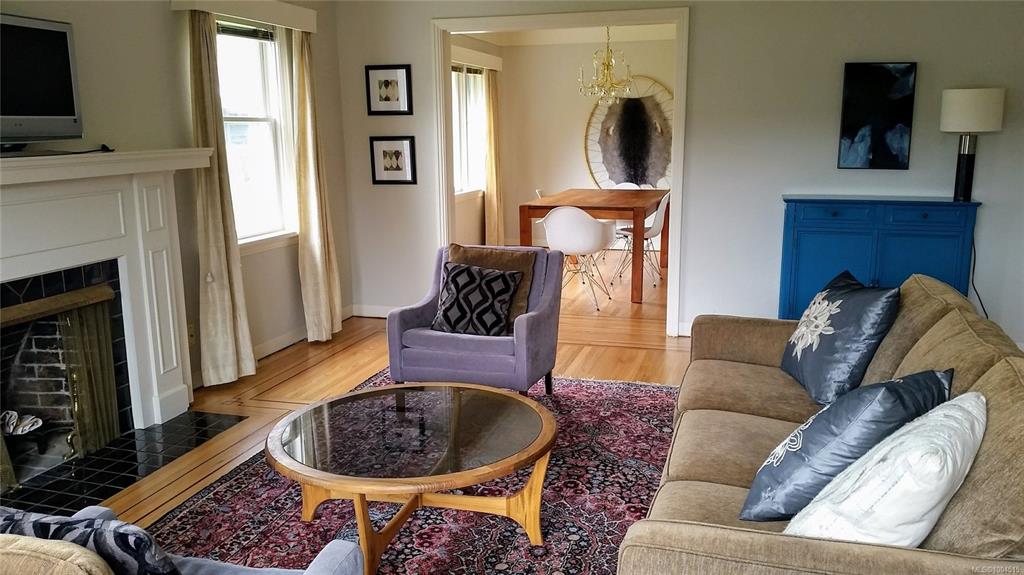 Third View of 1174 Schram Dr, Saanich, BC, V8P 2K2
