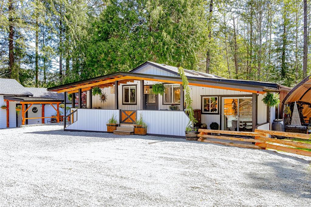 3412 Otter Point Rd, 1004516, BC,