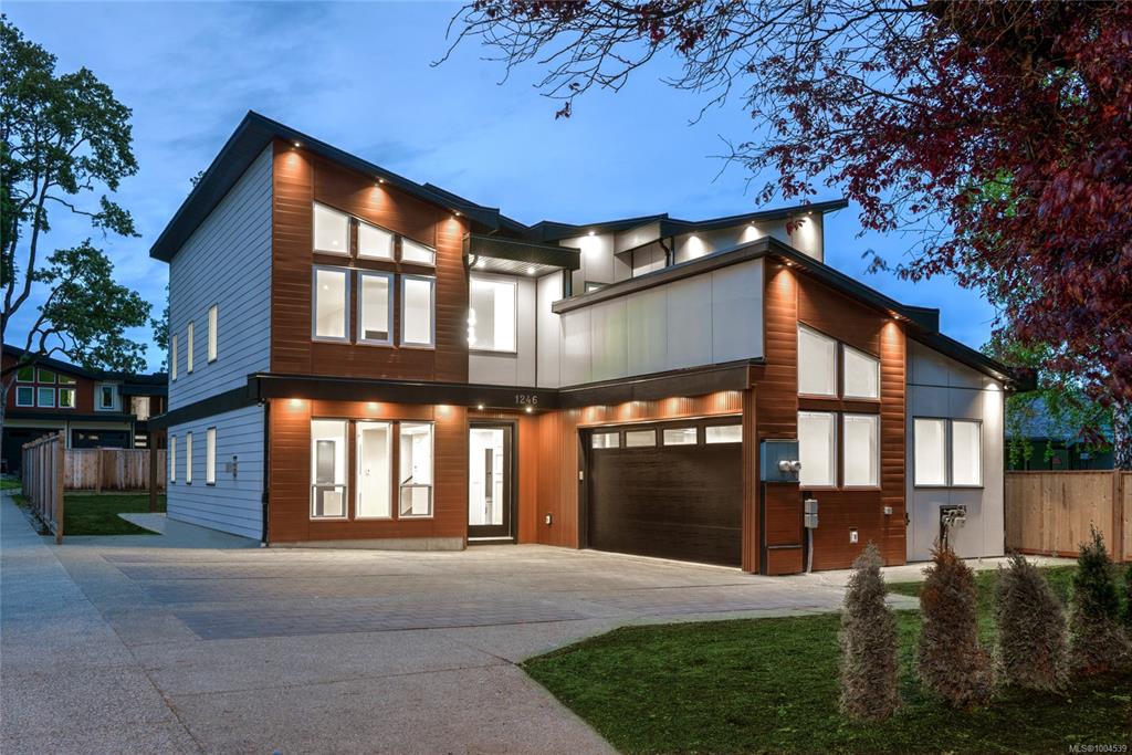 1246 Reynolds Rd, 1004539, BC,