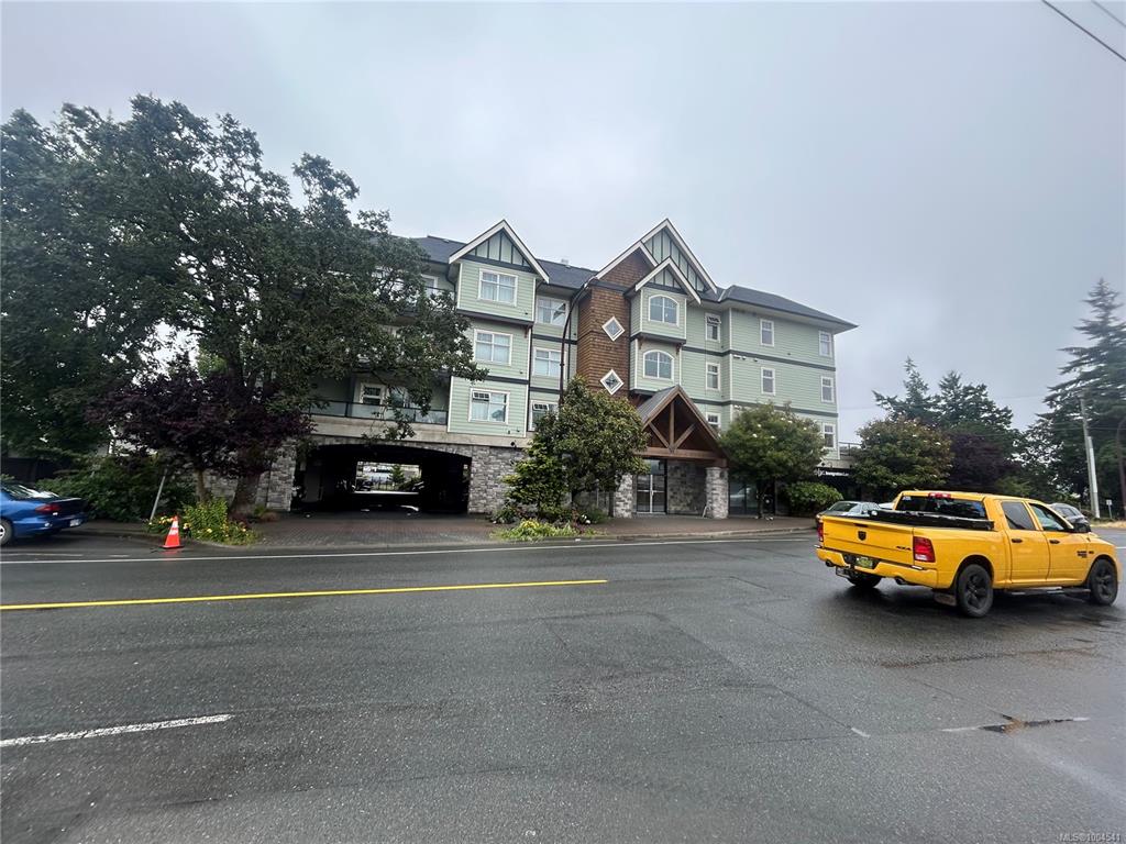 2881 Peatt Rd, 1004541, BC,