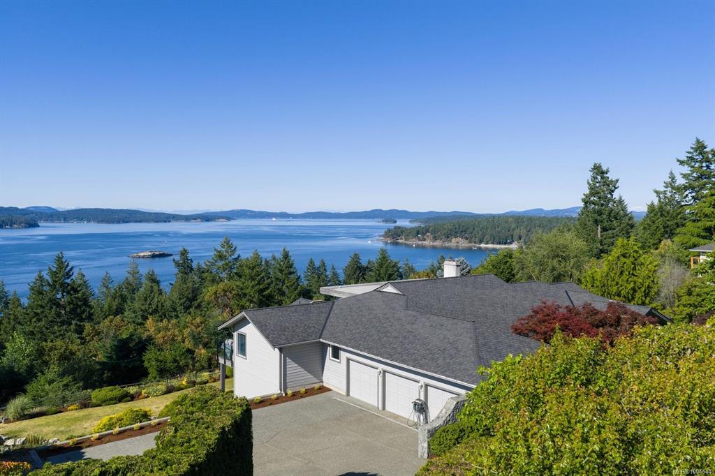 1380 Cloake Hill Rd, 1004544, BC,