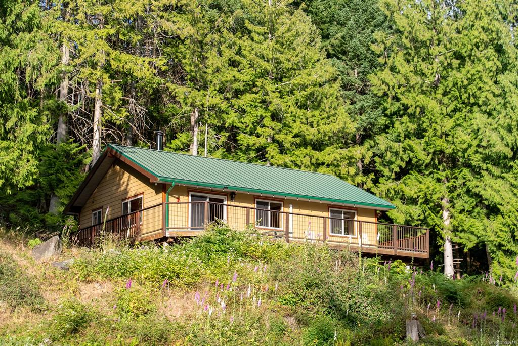 5574 Hooson Rd, 1004577, BC,
