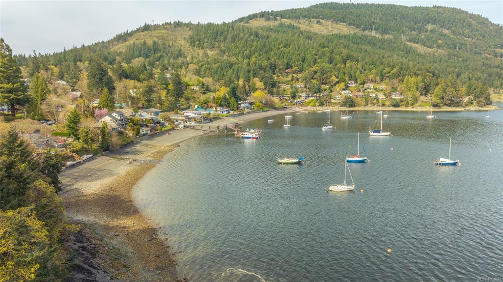6633 Chisholm Trail, 1004631, BC,