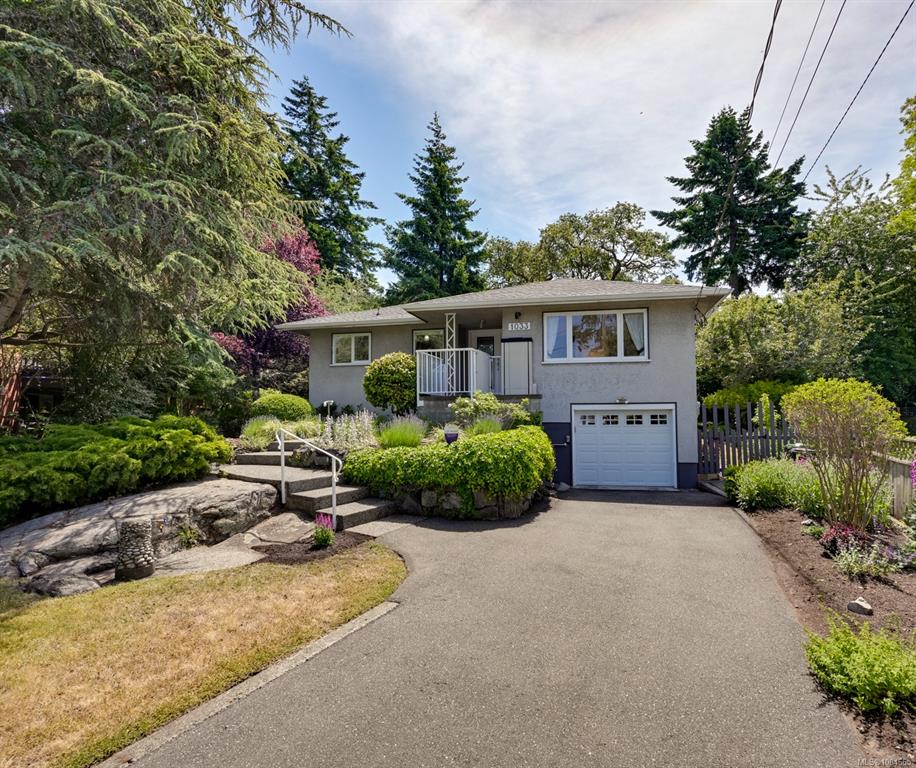 1033 Pentrelew Pl, 1004665, BC,