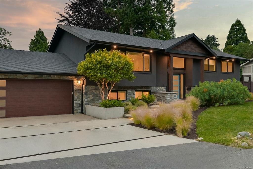 2091 Stonehewer Pl, 1004695, BC,