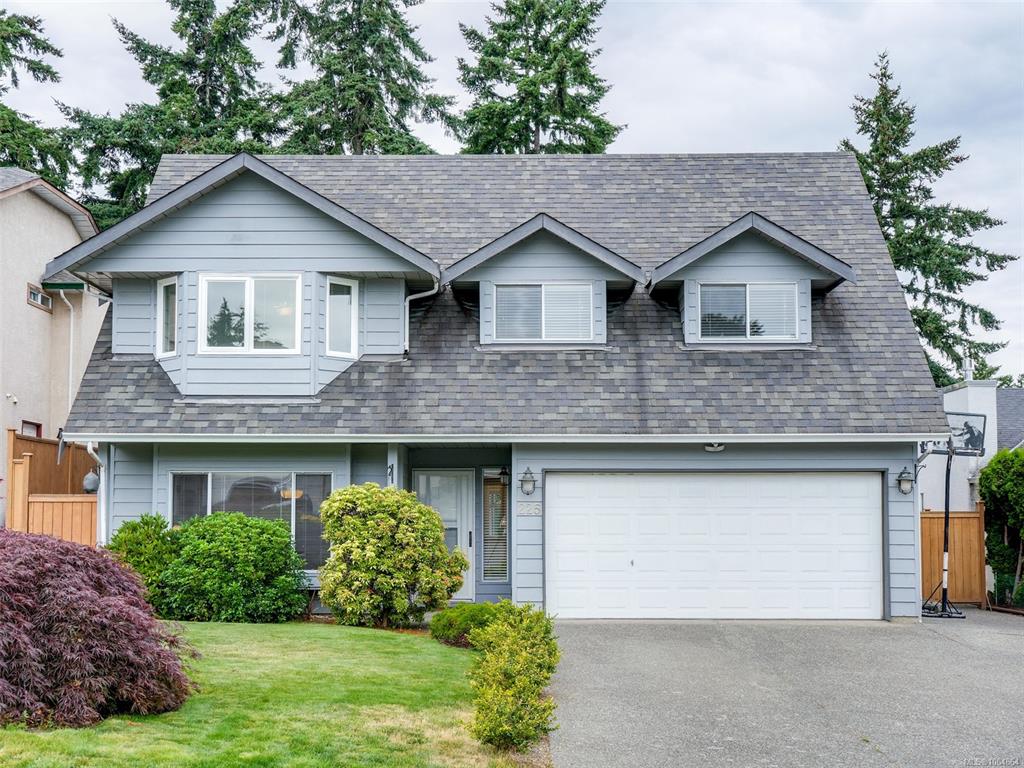 Second View of 225 Garrington Pl, View Royal, BC, V9B 5V7