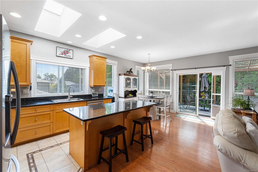Fifth View of 1343 Thalia Pl, Nanaimo, BC, V9R 7E1