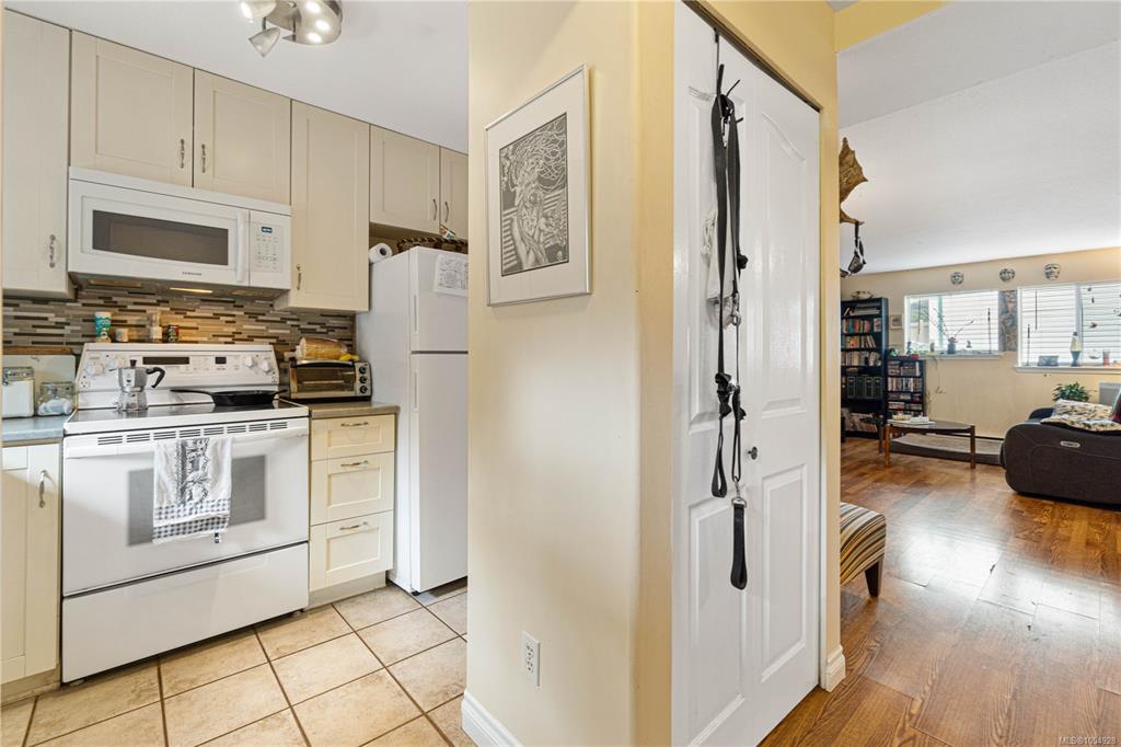 Fifth View of 68 Mill St, Millstone Manor, Nanaimo, BC, V9R 5A6