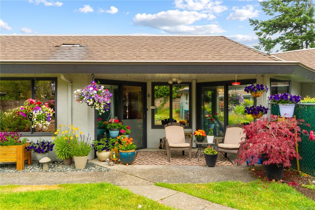 219 Bagshaw St, 1004985, BC,