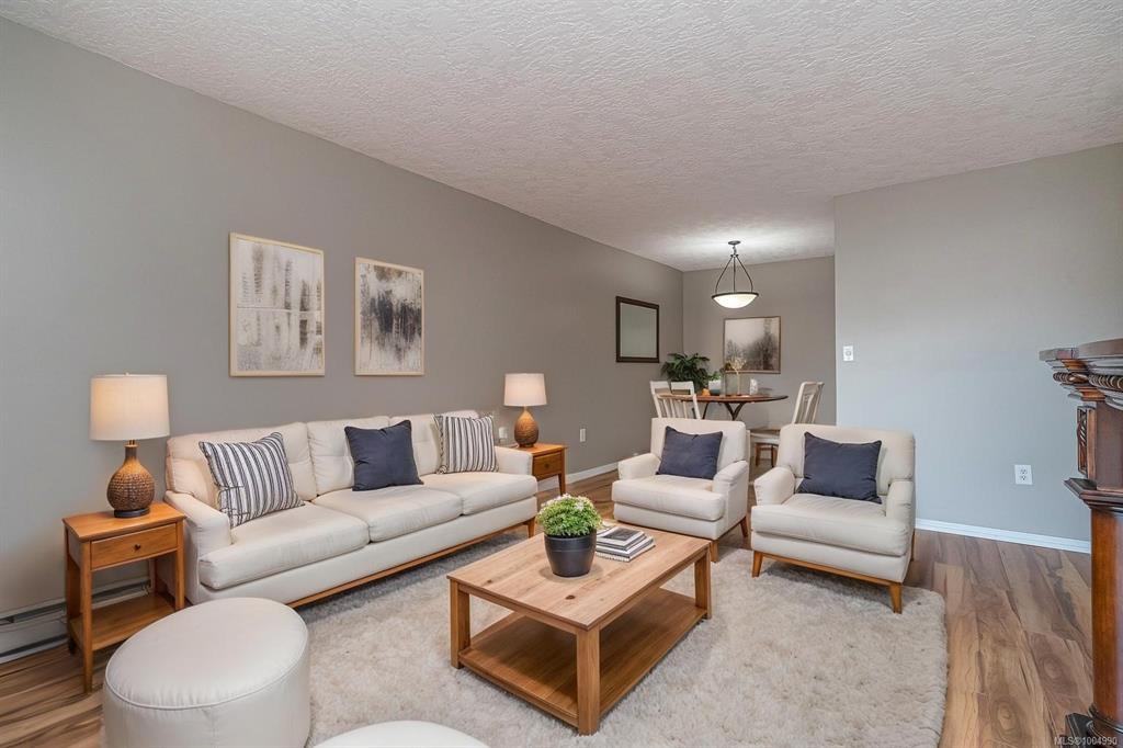 Third View of 103 Gorge Rd E, Treelane Estates, Victoria, BC, V9A 6Z2