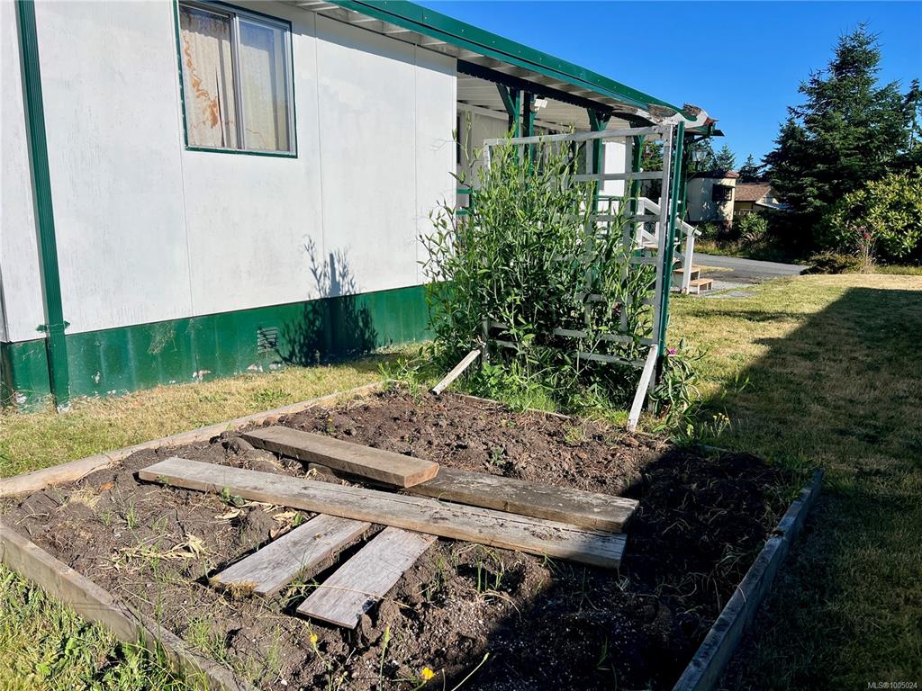 Fifth View of 61 12 Th St, BROOKDALE MHP, Nanaimo, BC, V9R 6L3