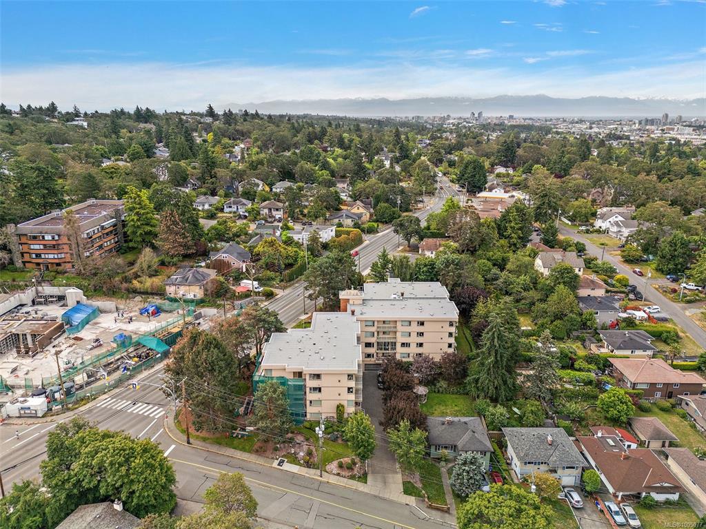 3880 Quadra St, 1005077, BC,